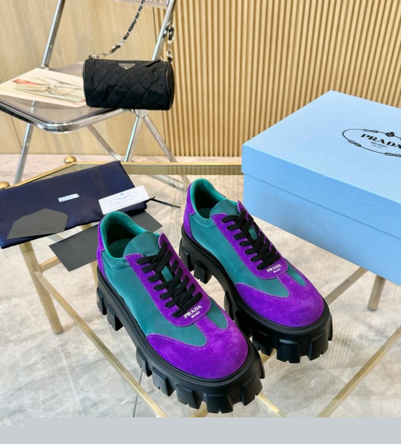 Pra*a casual shoes